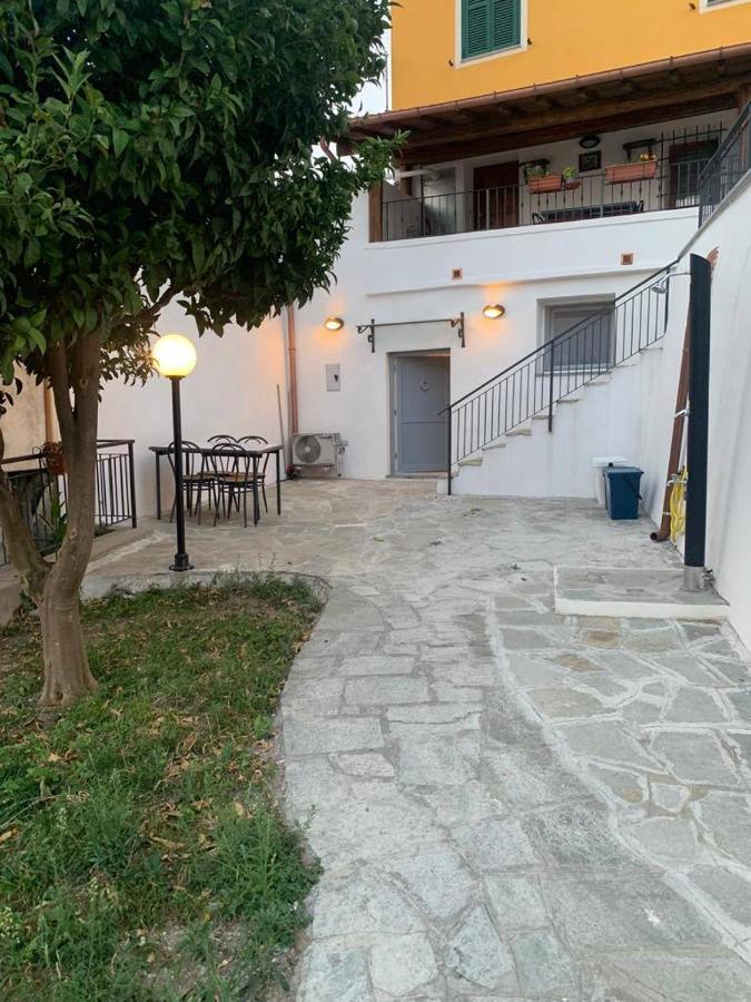 Villa Casa Indipendente Vista Mare Con Giardino Magliolo Exterior foto