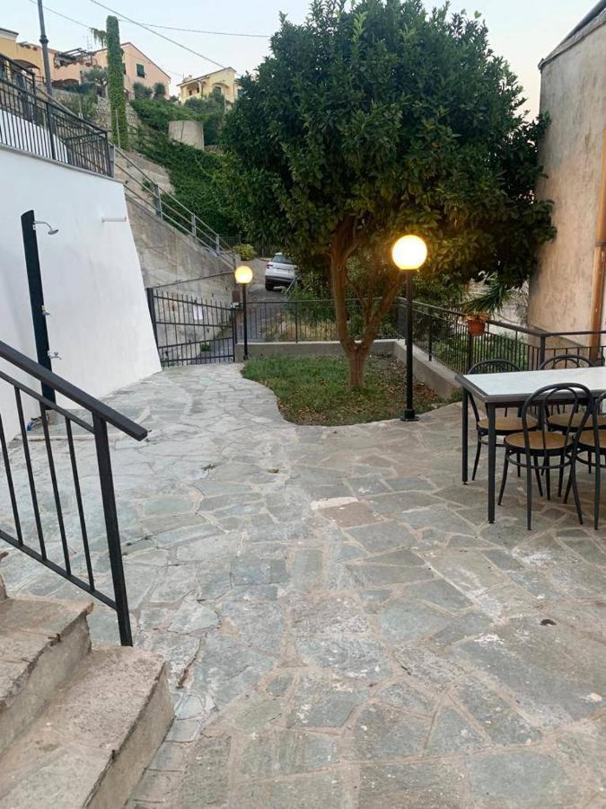 Villa Casa Indipendente Vista Mare Con Giardino Magliolo Exterior foto