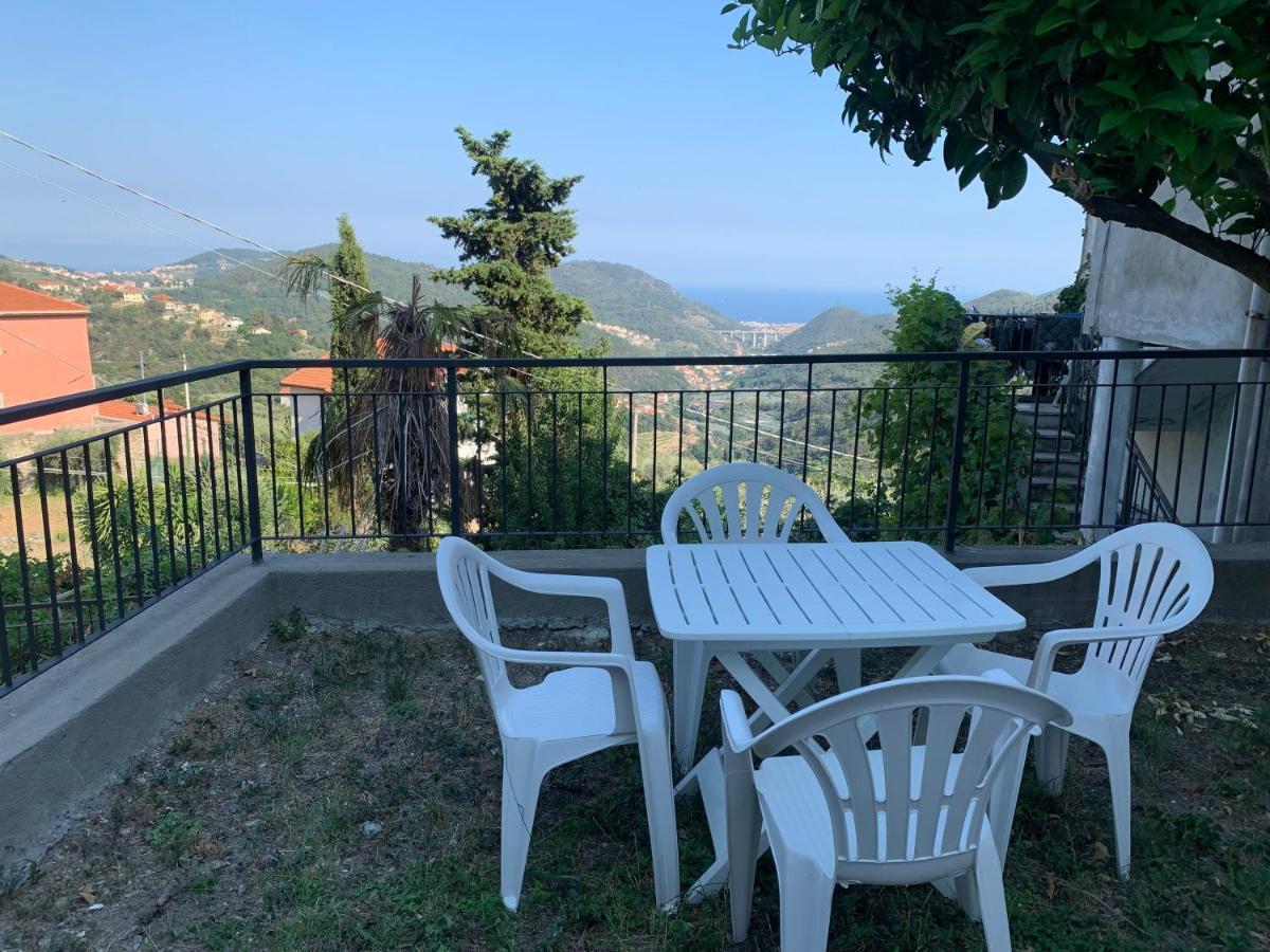 Villa Casa Indipendente Vista Mare Con Giardino Magliolo Exterior foto
